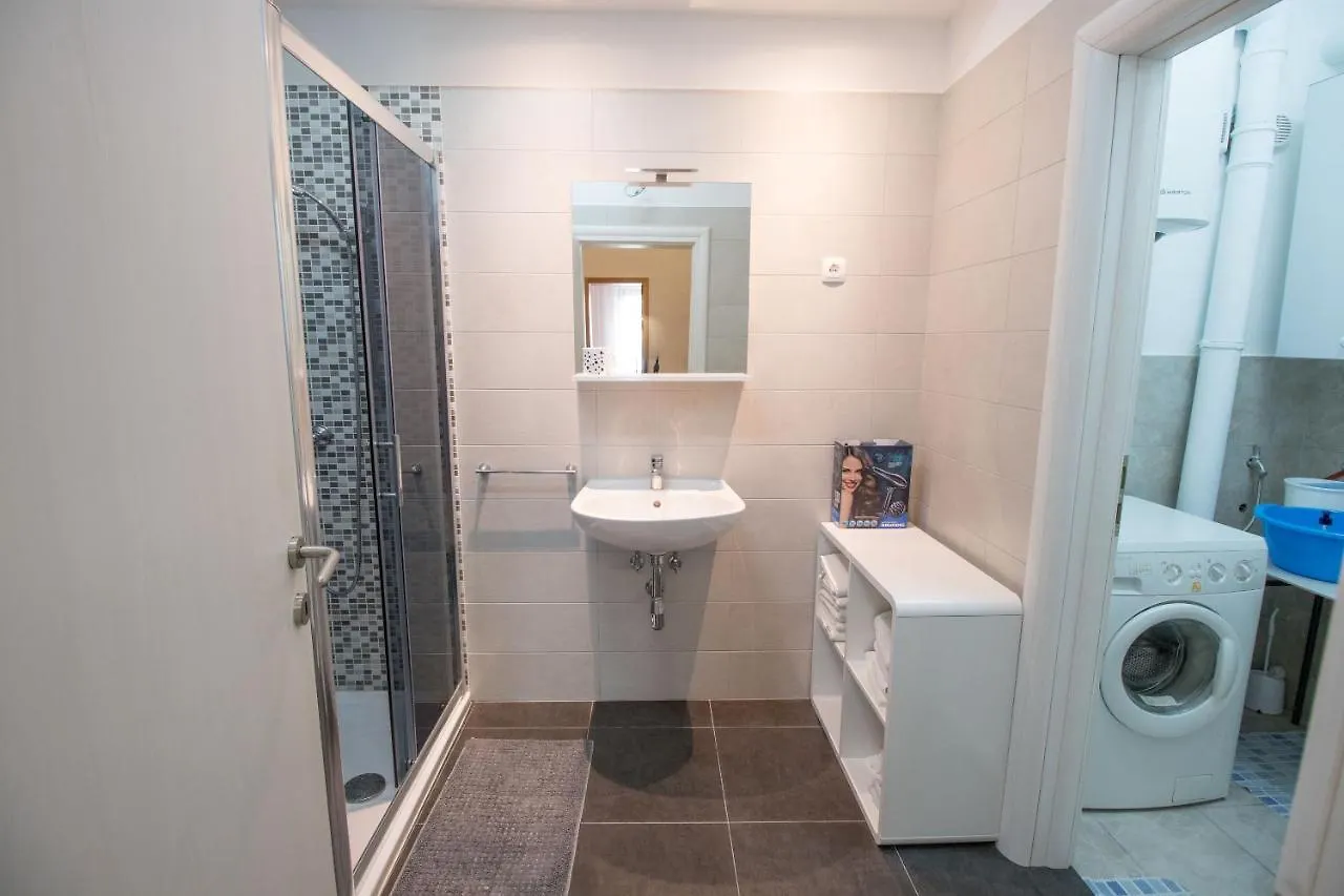 Apartments Serdo Lovran