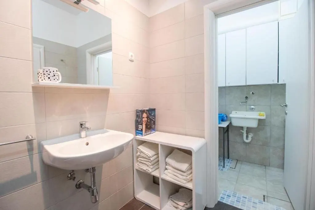 Apartments Serdo Lovran